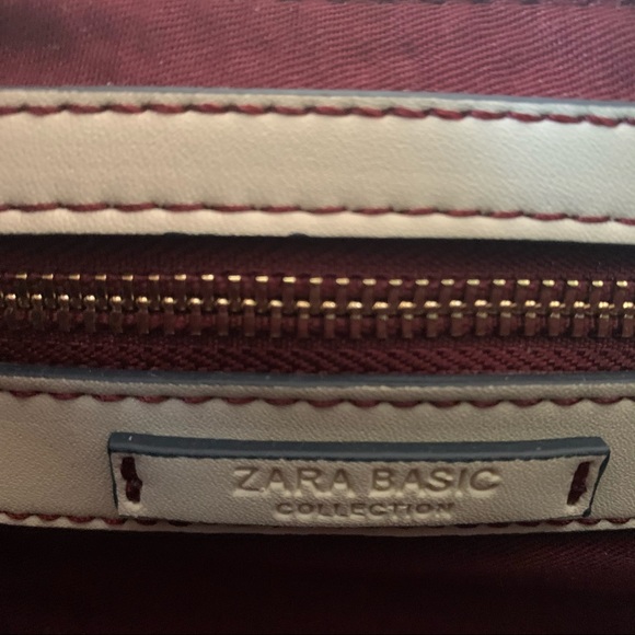 Zara · Cream Navy Gold Handbag Crossbody Burgundy Lining - Zara Basic Collection - Picture 13 of 16